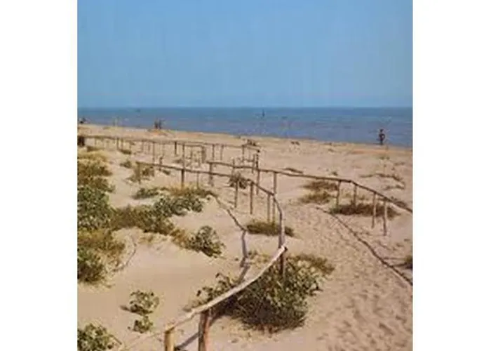 Nyaraló Pirata Rosolina